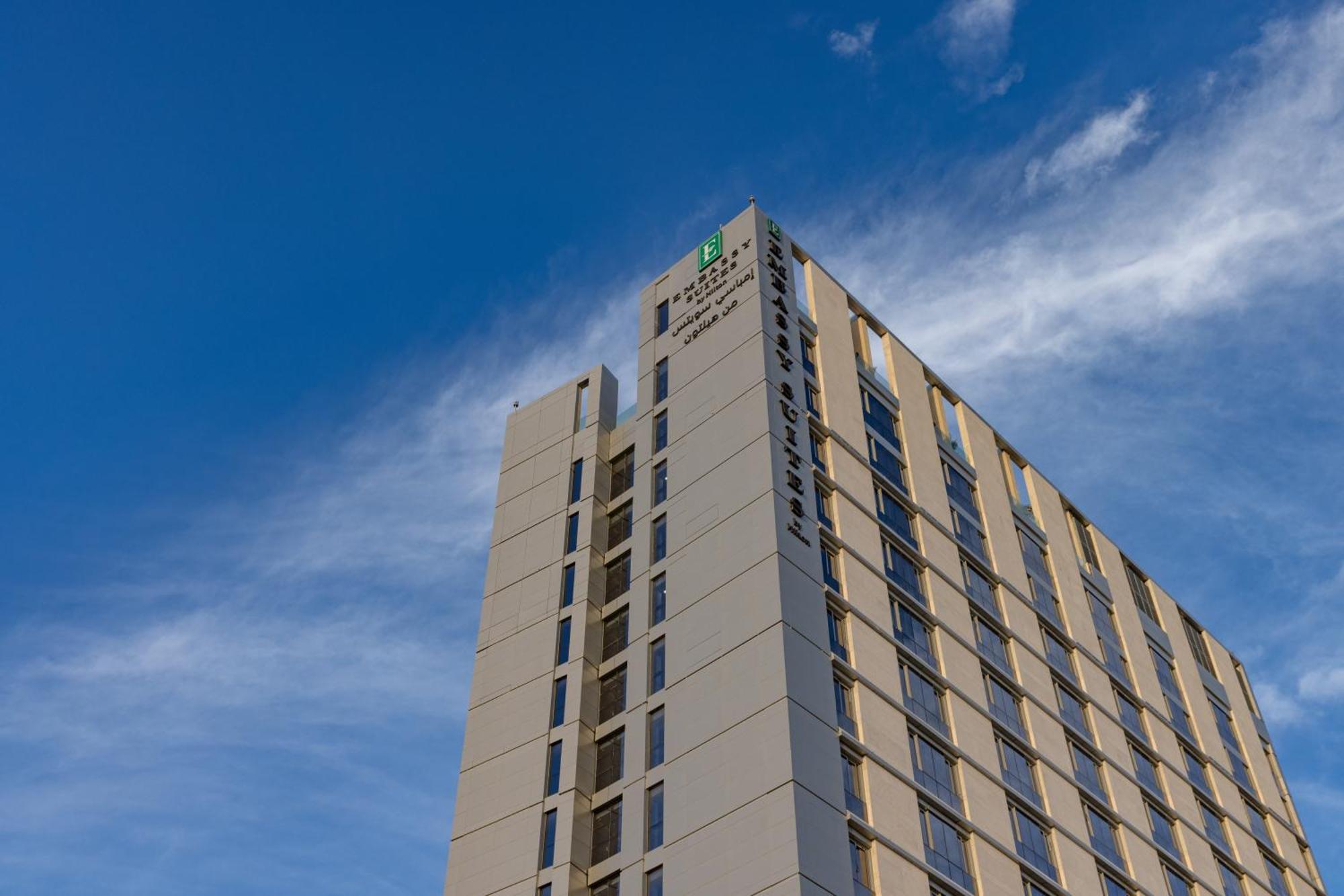 Embassy Suites By Hilton Doha Old Town Exterior photo